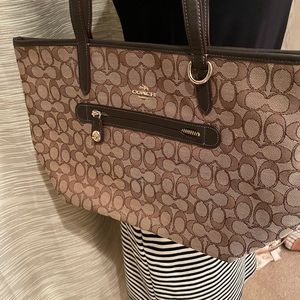 NWOT Coach Signature Coach Brown & Tan